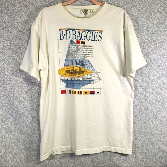 BD Baggies Other - BD BAGGIES Vintage Gym Baggs Sailing Club Flags T Shirt USA Single Stich Med
